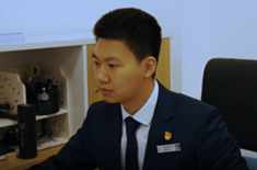  “90后”的老黨員——褚硯名故事主人公：長春市政務服務中心綜合窗口班長 褚硯名