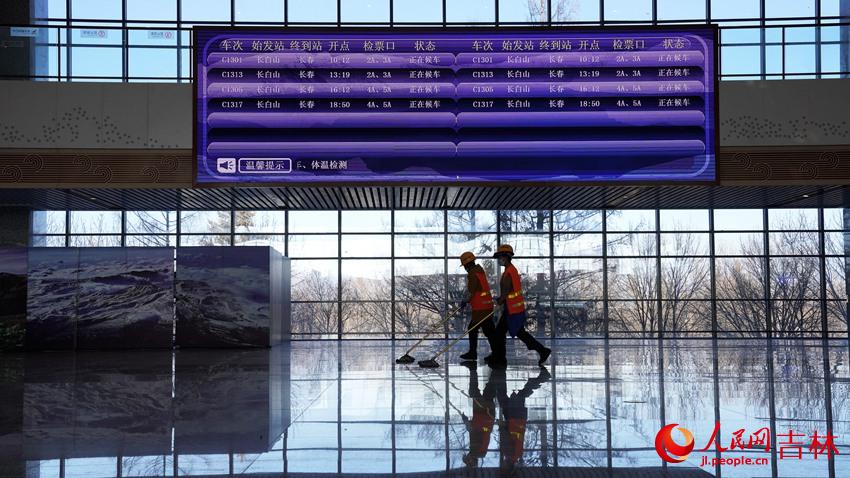 �ذ׸��F�L��ɽվ���ھo������I����������W ��ɂ��z