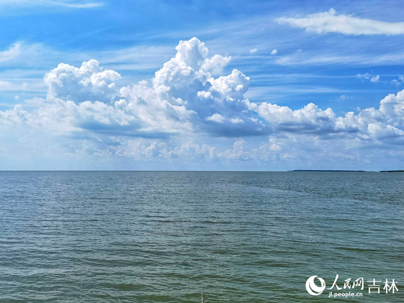 查干湖美景。人民網李洋攝