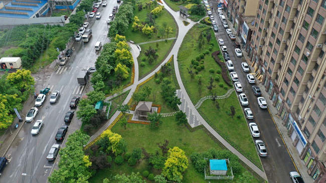 長春市口袋公園見縫插綠。（長春市綠園區園林處供圖）