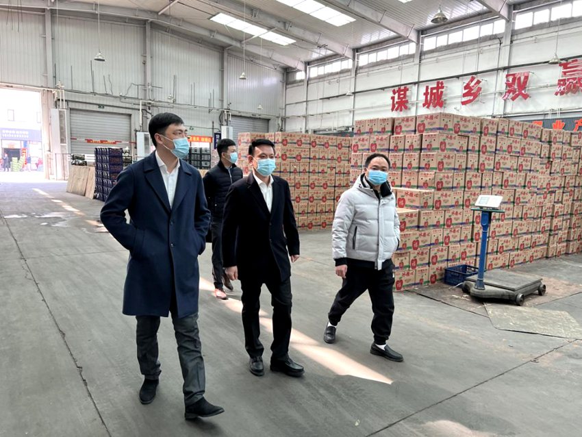 吉林銀行為乾安縣物質轉運站送去春耕備播“及時雨”