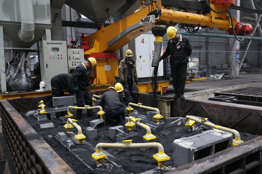 誠鼎精密鑄造有限公司不斷投入研發能力，對新能源汽車配套零部件生產的提升提供堅實的保障。夏景明攝