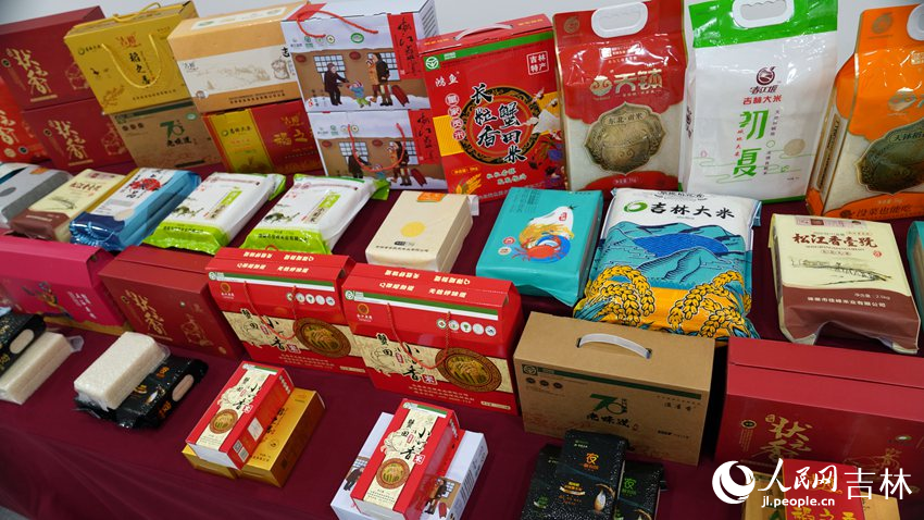 現場展示區。人民網 石天蛟攝