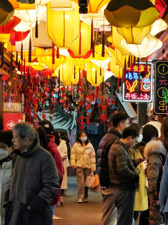 長春桂林路商業街區。人民網 李洋 攝