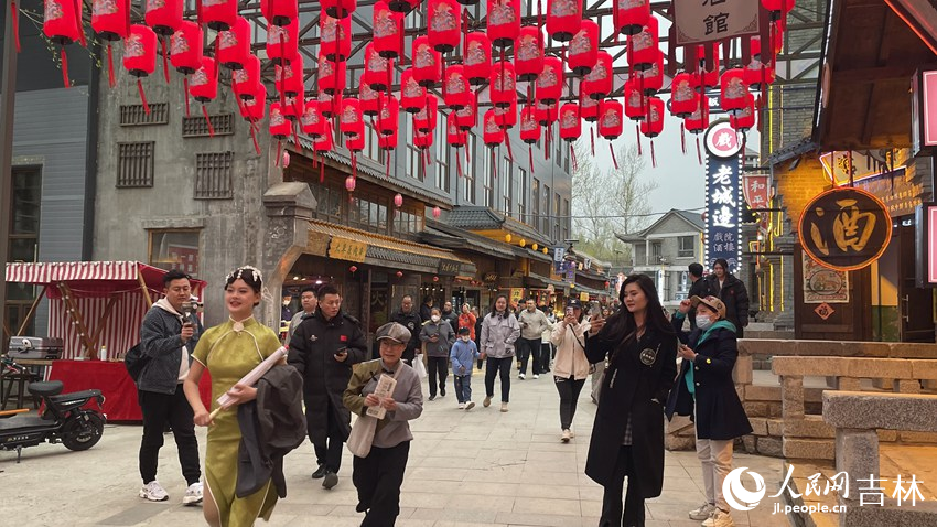 長春蓮花島影視休閑文化園。人民網 李思玥攝