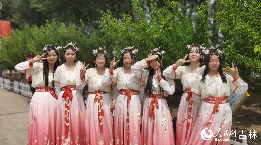 吉林松原：“桃醉”夏日里，打卡“蟠桃節”【12】