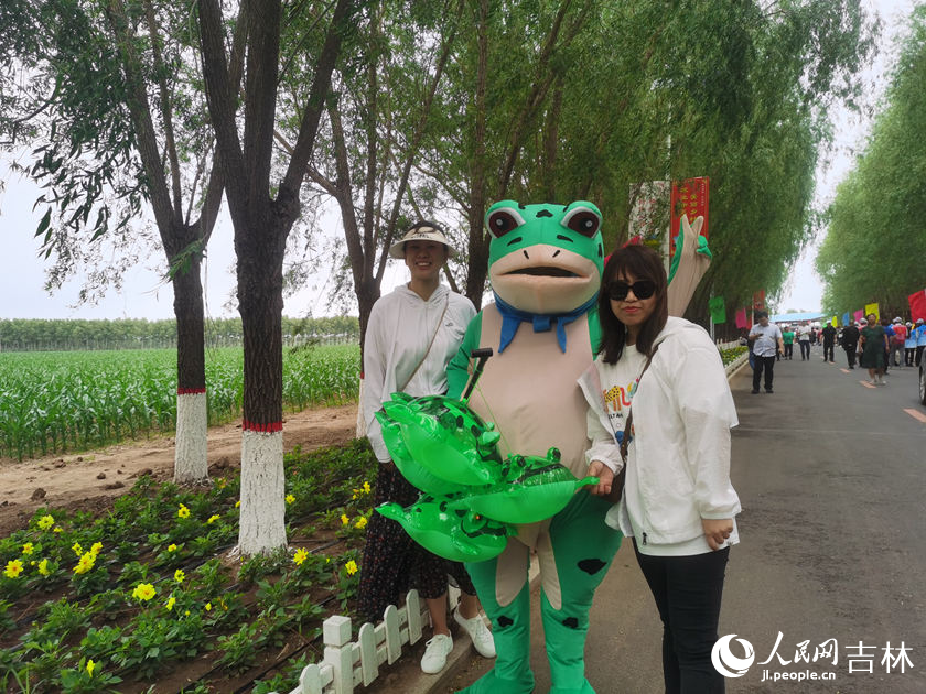 吉林松原：“桃醉”夏日里，打卡“蟠桃節”【15】