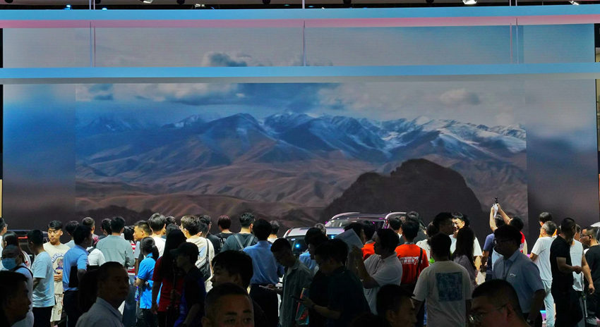 第20屆長春汽車博覽會今日啟幕。人民網記者李洋攝