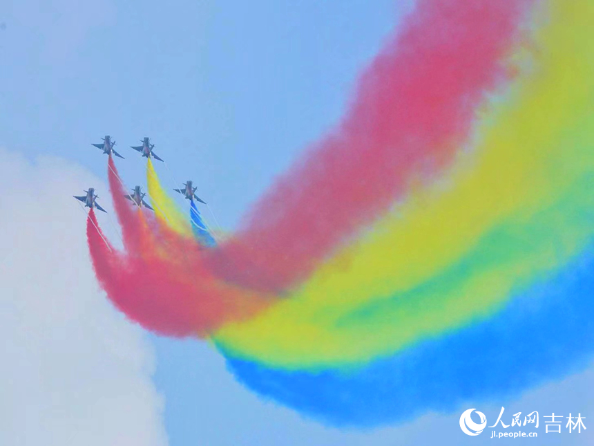 2023年空軍航空開放活動·長春航空展開幕。人民網記者 李洋攝