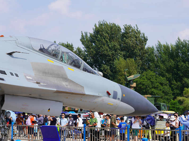 地面靜態展示。人民網記者李洋 攝