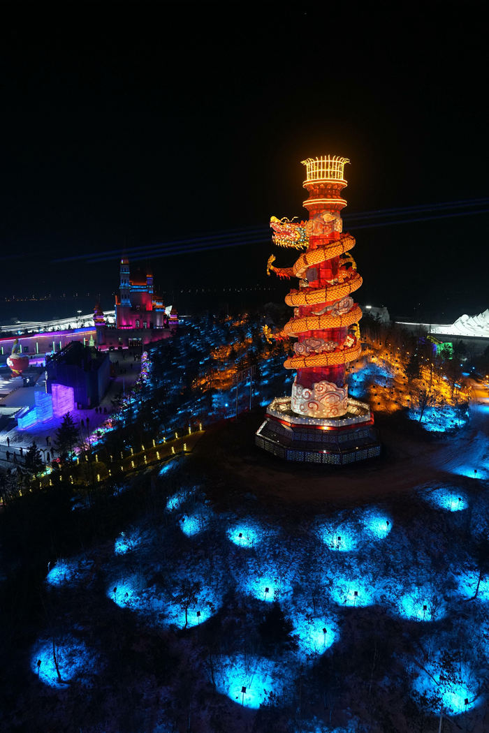 12月12日，長春冰雪新天地開門迎客。人民網記者 李洋攝