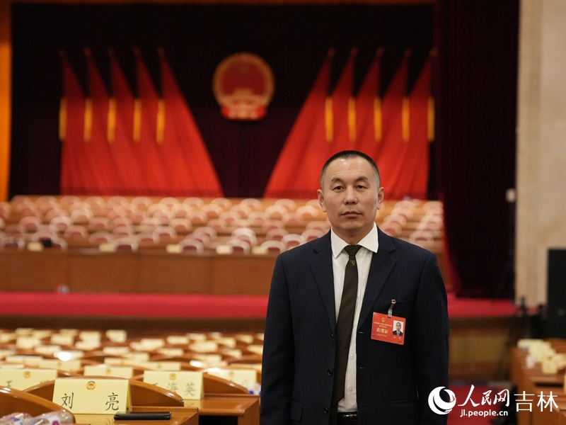 吉林省人大代表、長春市民興農牧專業合作社聯合社理事長孫民。人民網記者李洋攝