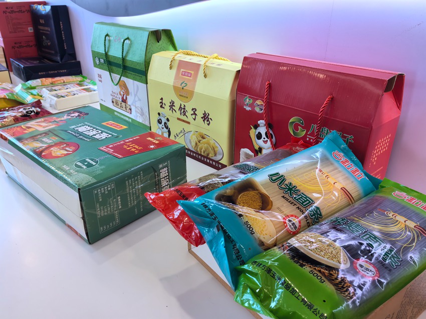 玉米精深加工產品。人民網記者 王海躍攝