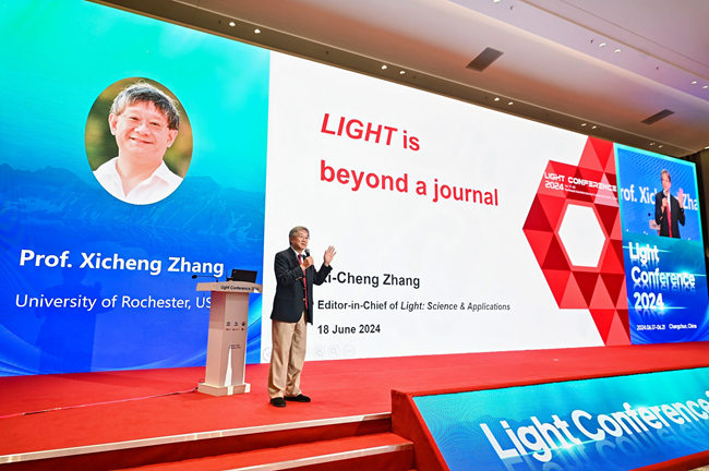 俄羅斯科學院外籍院士、美國羅切斯特大學教授、Light: Science & Applications（簡稱Light） 共主編張希成。