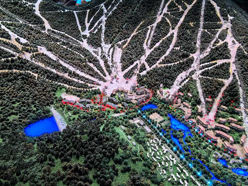 北大湖滑雪度假區規劃沙盤。人民網記者 李洋攝