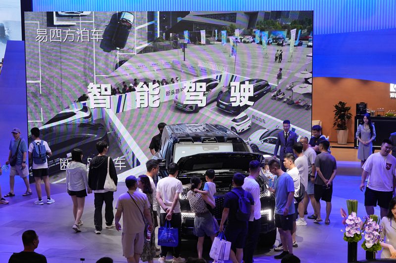 7月13日，第21屆長春國際汽車博覽會在長春東北亞國際博覽中心舉辦。人民網記者 李洋攝
