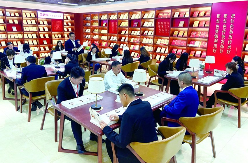 集團公司黨委開展“先鋒強基”黨務干部示范培訓。