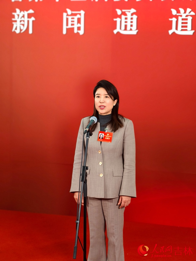 吉林省政協委員、長春圣博瑪生物材料有限公司董事總經理莊秀麗。人民網記者 關思聰攝