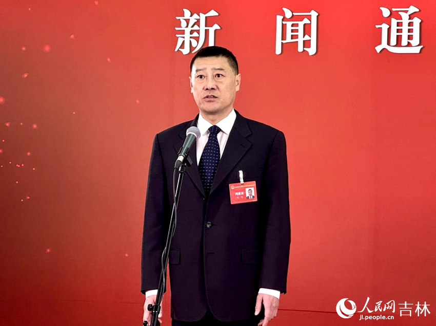 吉林省工業和信息化廳黨組書記、廳長宋剛。人民網記者 李思玥攝