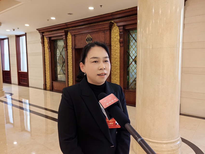 吉林省人大代表、琿春市春艷種植專業農場場長劉春艷。（受訪者供圖）