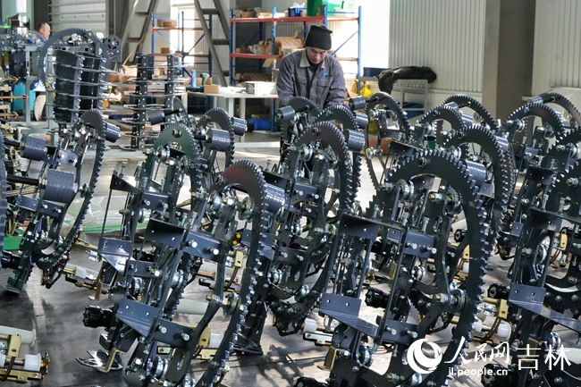 吉林天朗農機裝配車間。人民網記者 李洋攝