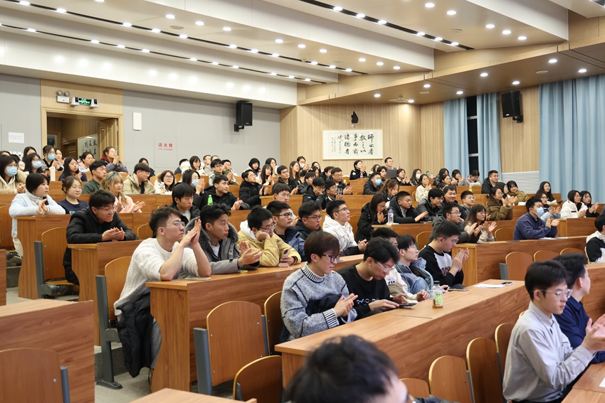 一汽企業宣講。