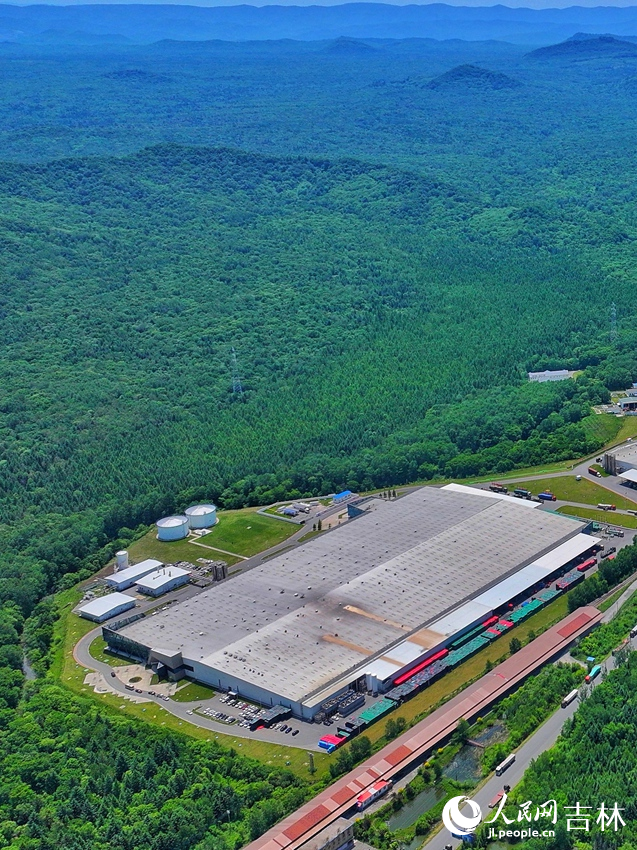 水源保護地航拍。人民網記者 李洋攝