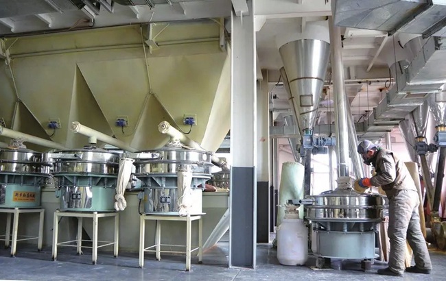 圖為白山市和一硅藻科技有限公司生產車間。白山市委宣傳部供圖