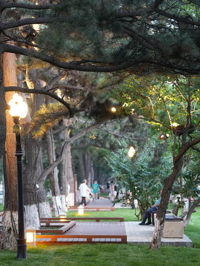 街區綠樹成蔭。人民網記者 李洋攝