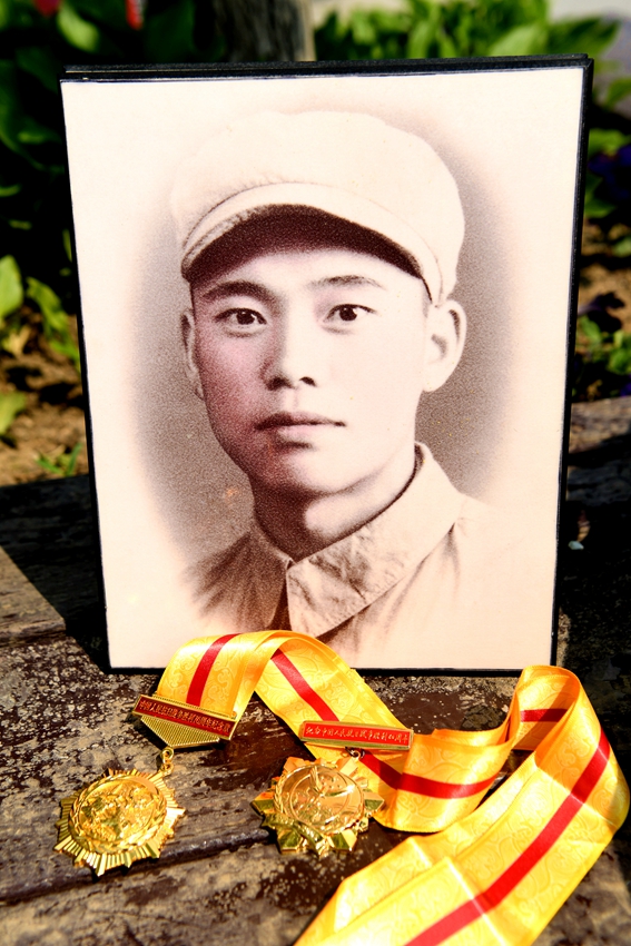 年輕時的韓景俊。