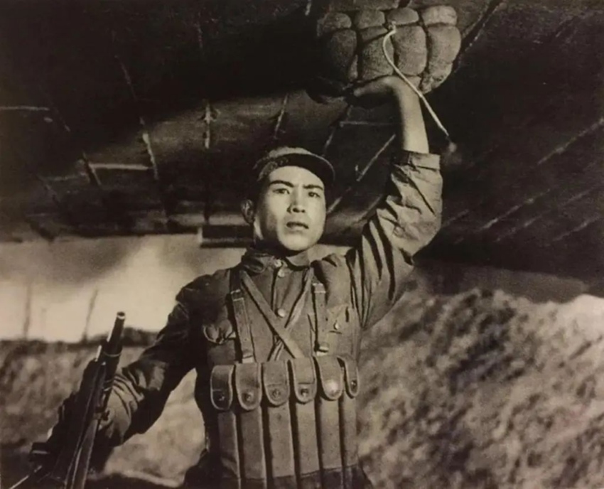 《董存瑞》劇照