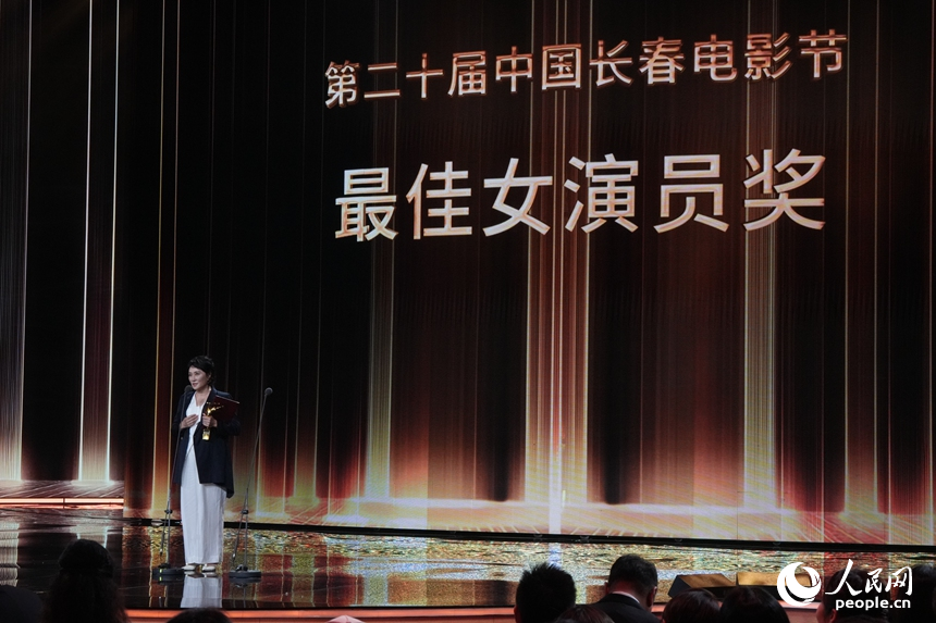 電影《小小的我》主演林曉杰獲金鹿獎最佳女演員獎。人民網記者 李洋攝