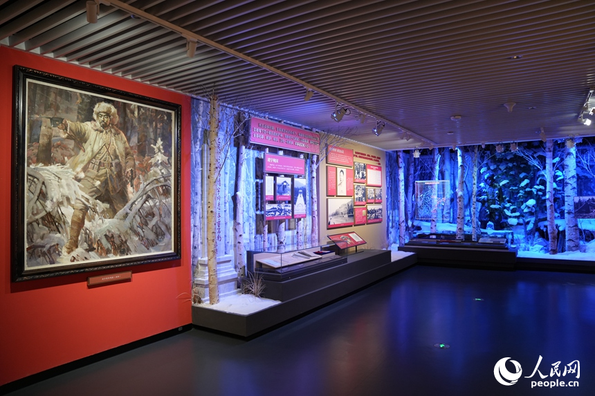 展館中的一件件文物講述著吉林革命和英雄故事。人民網記者 李洋