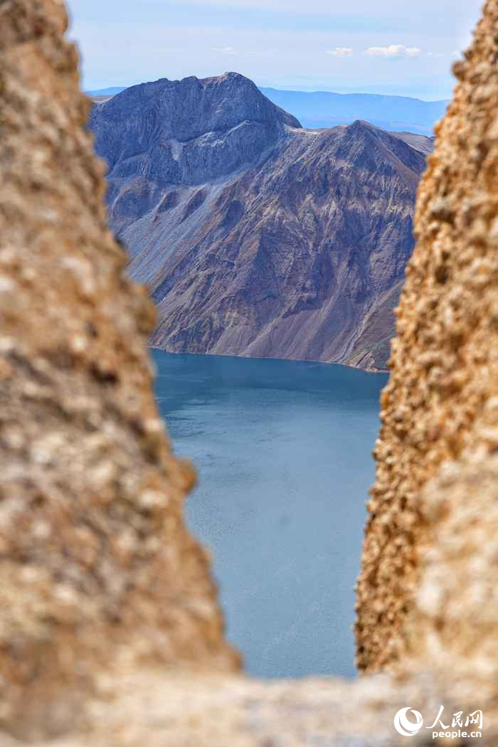 長白山天池。人民網記者 李洋攝