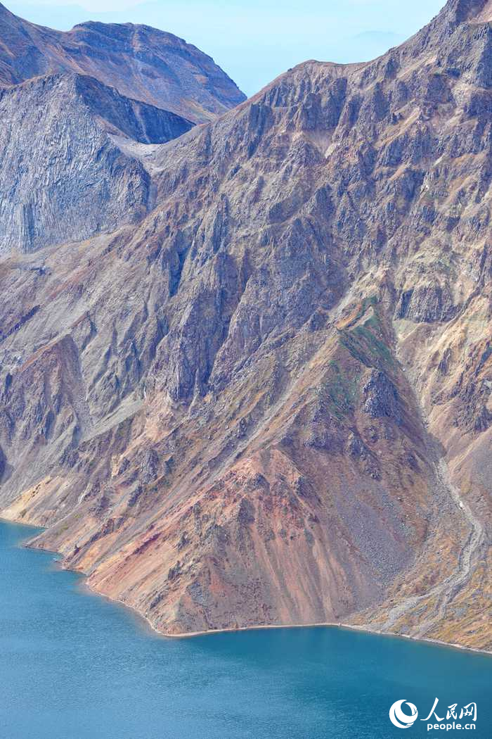 長白山天池景觀。人民網記者 李洋攝