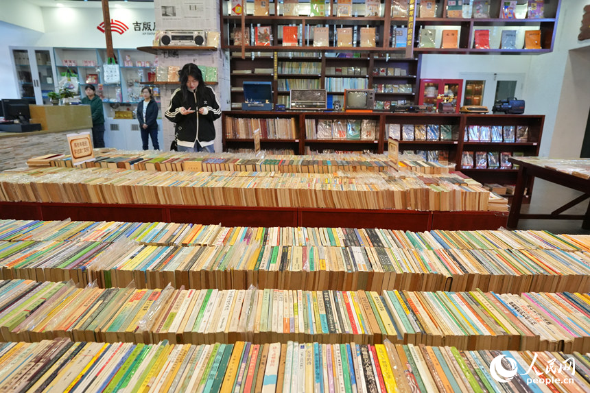 以“舊書新知”為主題的長春“南書房”。人民網記者 李洋攝