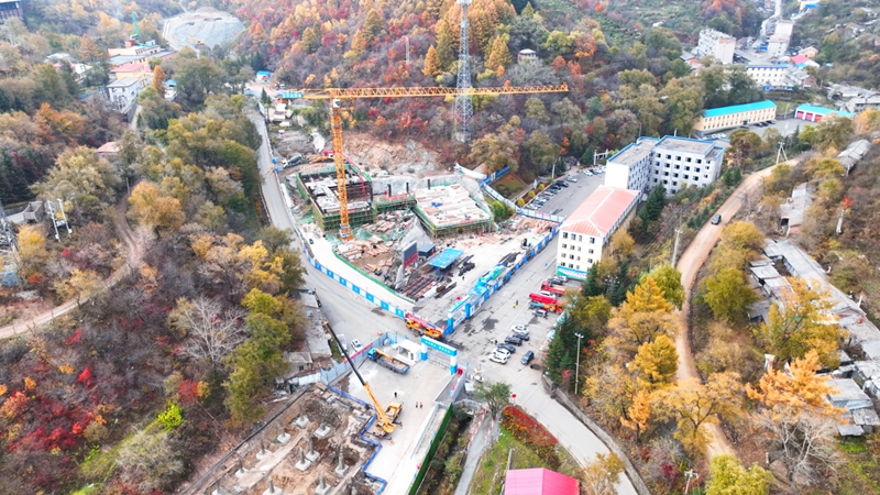 夾皮溝鎮寶戲臺金谷景區施工現場。圖片來源：樺甸市委宣傳部